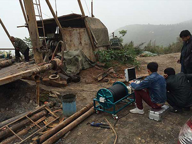 陽(yáng)泉平定測(cè)井現(xiàn)場(chǎng)